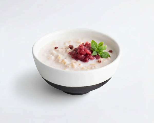 Каша овсяная с малиновым джемом