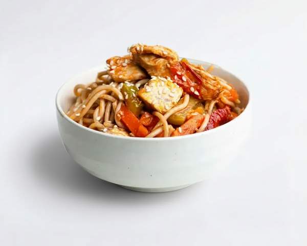Паста с гречневыми спагетти и куриной грудкой